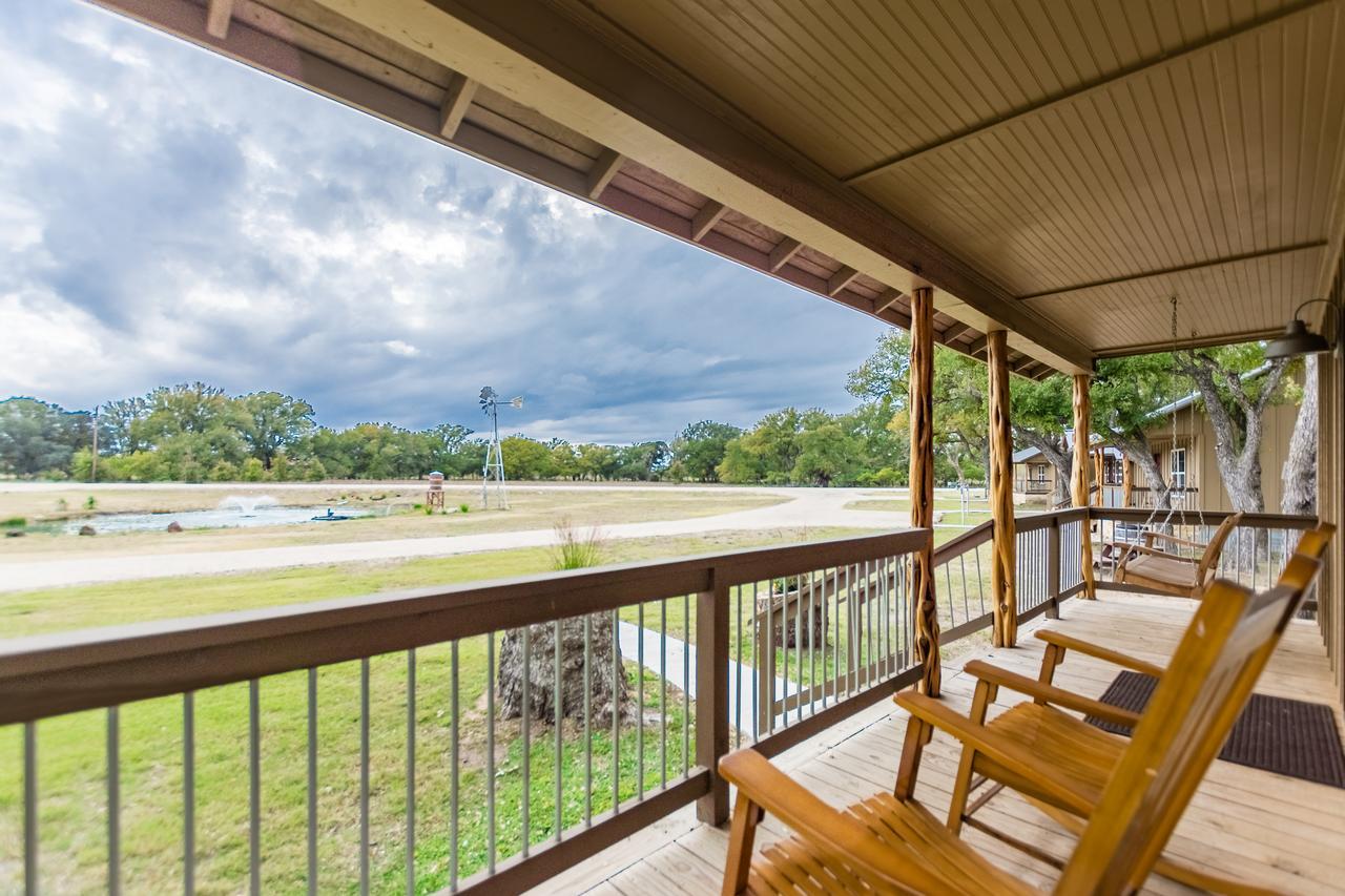 Vineyard Trail Cottages- Adults Only Fredericksburg Chambre photo