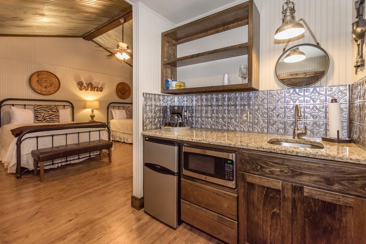Vineyard Trail Cottages- Adults Only Fredericksburg Chambre photo