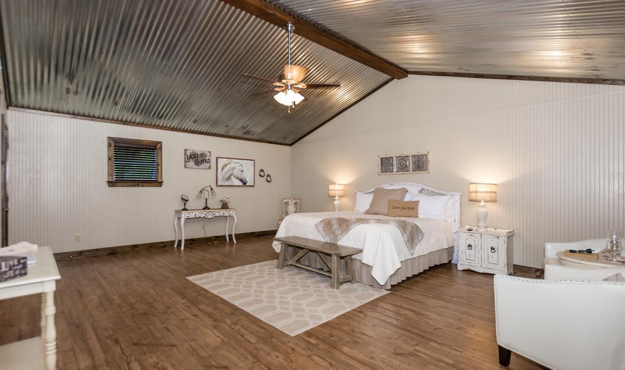Vineyard Trail Cottages- Adults Only Fredericksburg Chambre photo